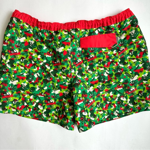 Magellan Outdoors Men’s FishGear Fishing Shorts Christmas Holiday Pattern 3XL - Picture 2 of 10